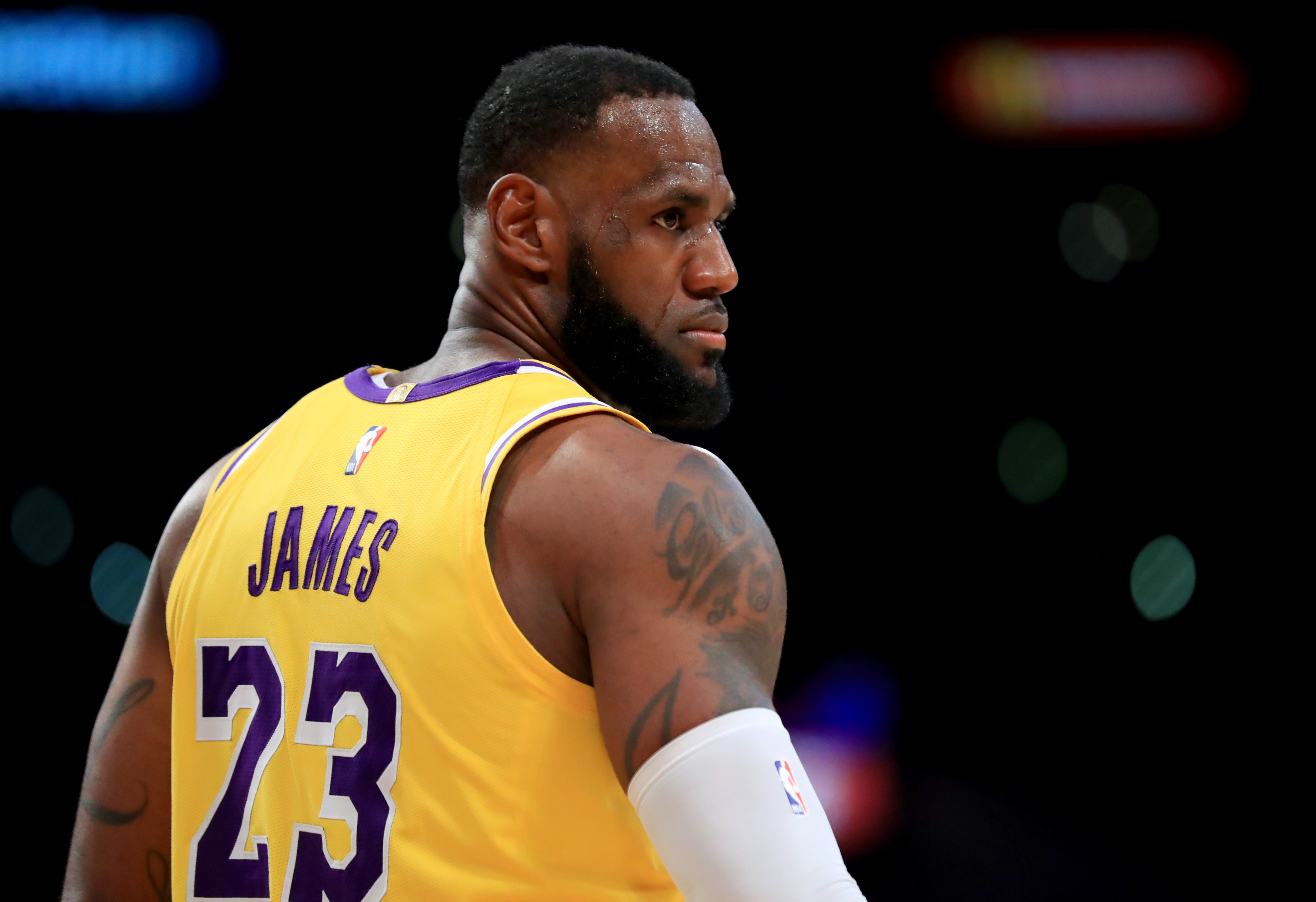 雄投赢一场 雄投赢一场